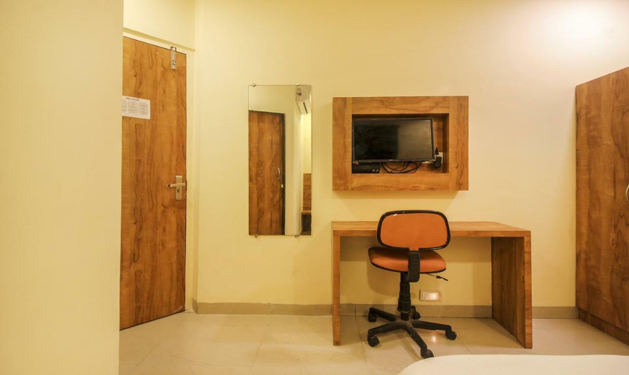 Tiba Hotel Mumbai Kültér fotó