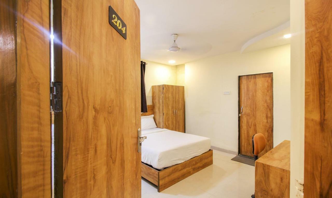 Tiba Hotel Mumbai Kültér fotó