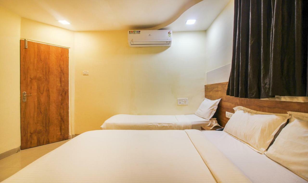 Tiba Hotel Mumbai Kültér fotó
